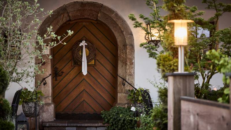 alter Haustürbogen - Der Brandsteterhof