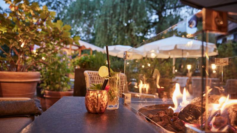 Lounge mit Cocktails - Der Brandstetterhof