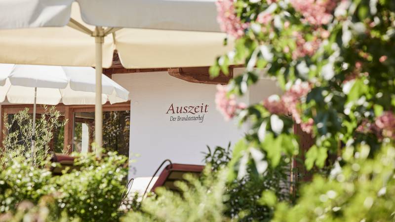 AuszeitSpa mit Kastanienblüte - Der Brandstetterhof