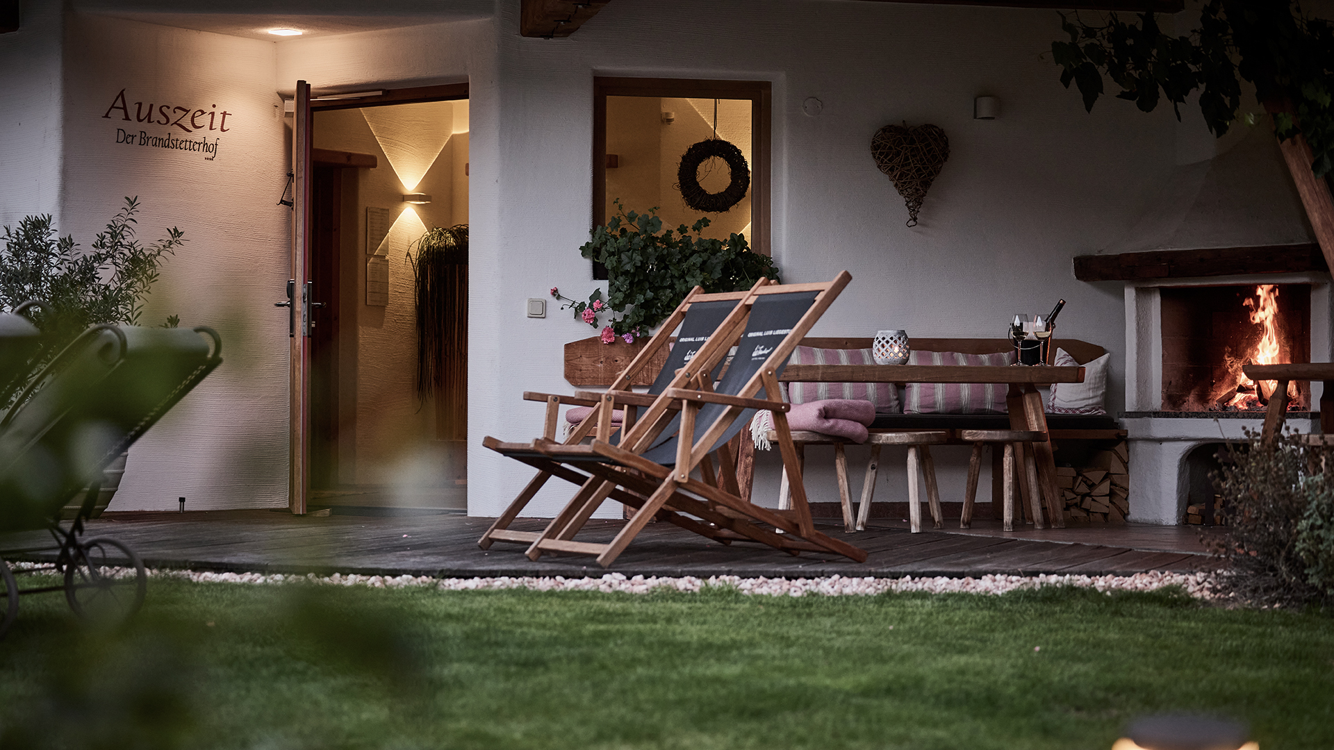 AuszeitSpa mit Outdoorlounge und Kamin - Der Brandstetterhof